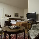 Burg Boetzelaer Hotel