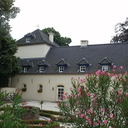 Burg Boetzelaer 4* Kalkar