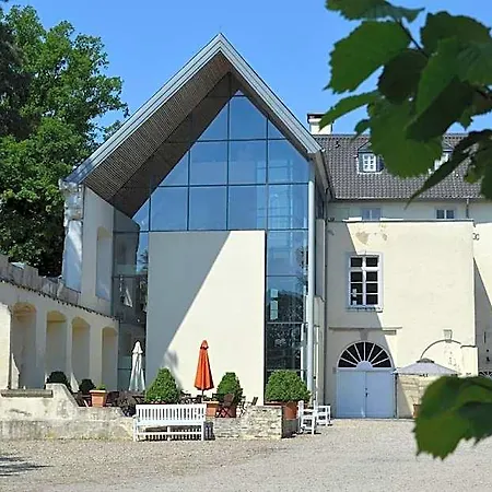 Burg Boetzelaer Hotel Kalkar