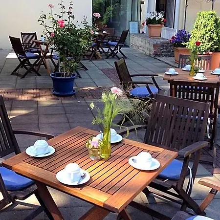 Burg Boetzelaer Hotel 4*