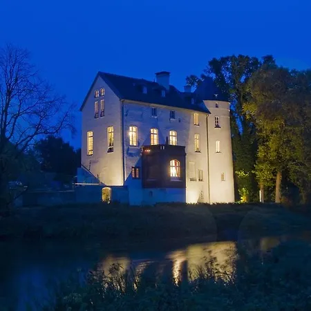 Hotel Burg Boetzelaer