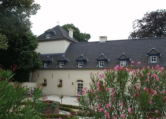 Burg Boetzelaer 4* Kalkar