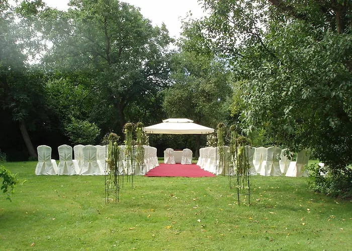 Hotel Burg Boetzelaer 4*